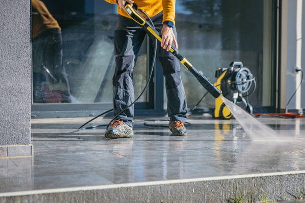Best Garage Pressure Washing  in Sabina, OH